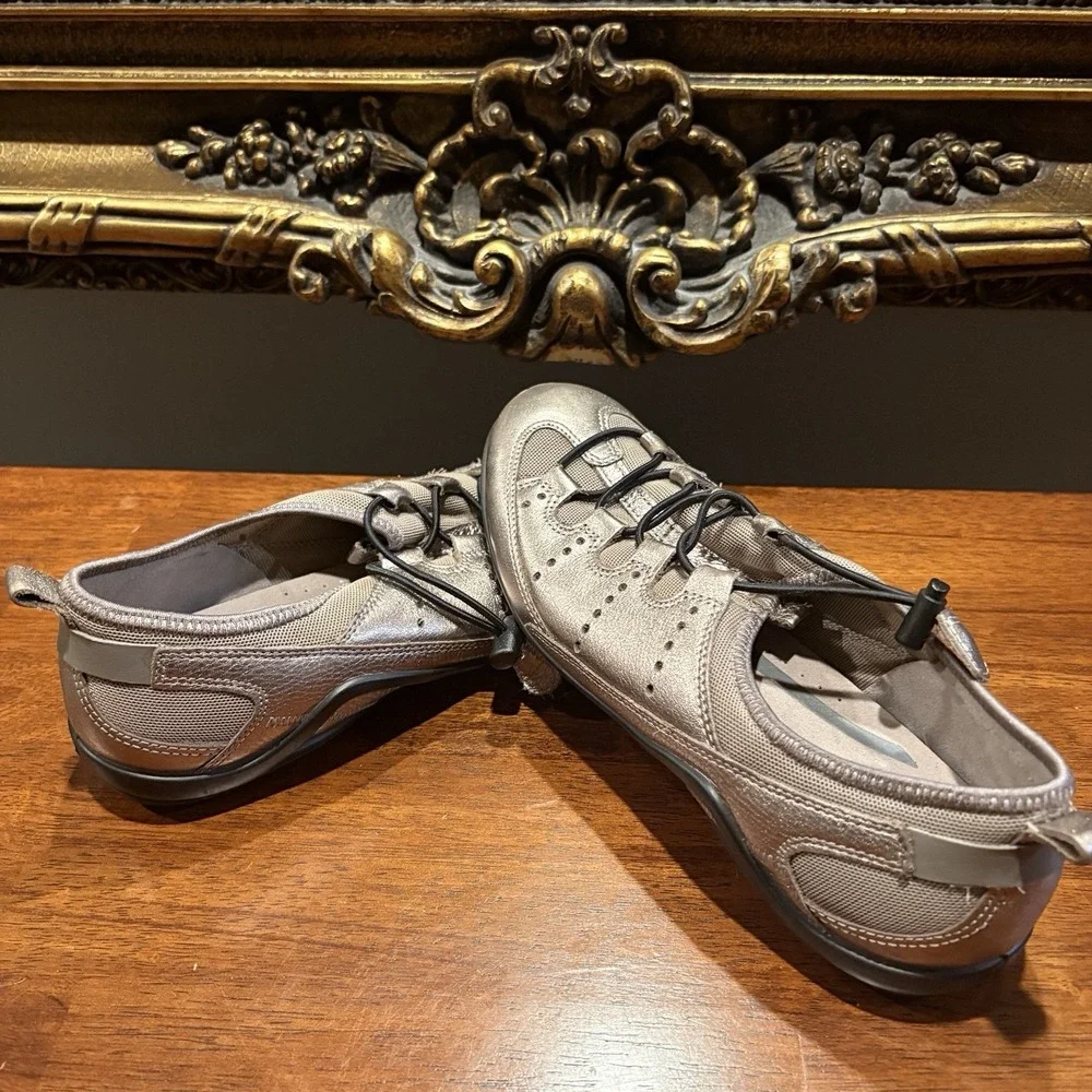 ECCO Vibration II  Women's Bronze Comfort Sneakers Leather Slip-On Size 9  (40) - Picture 11 of 15
